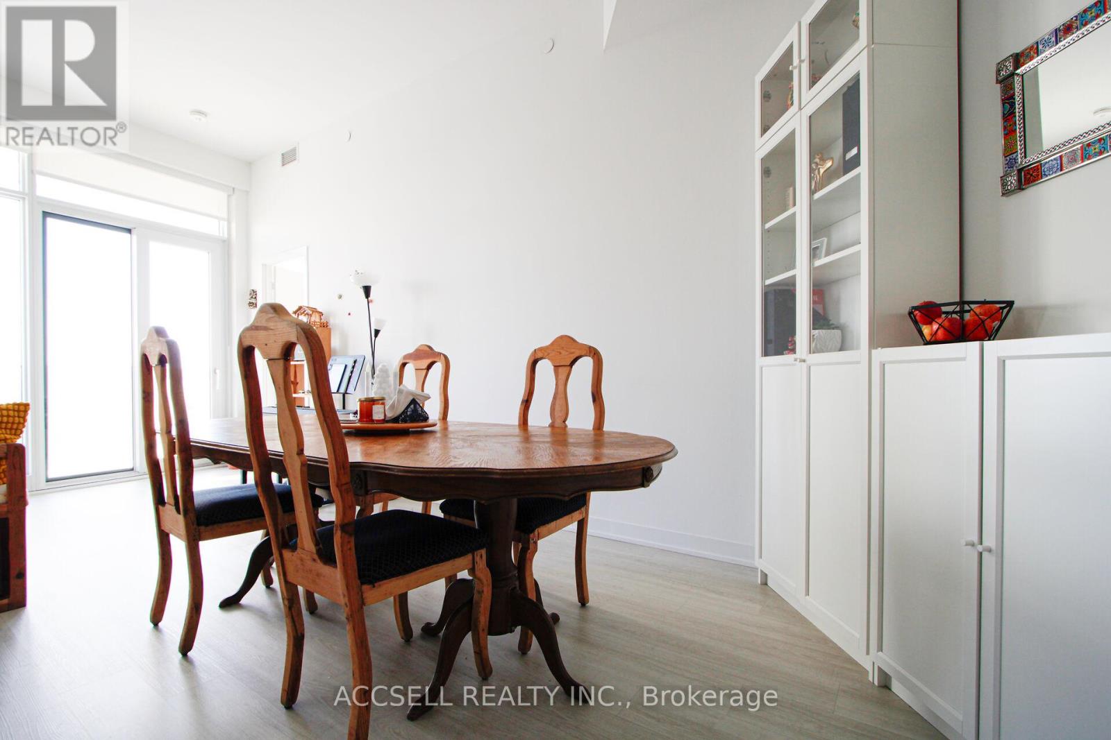 306 - 3883 Quartz Road, Mississauga, Ontario  L5B 4M6 - Photo 8 - W12561044