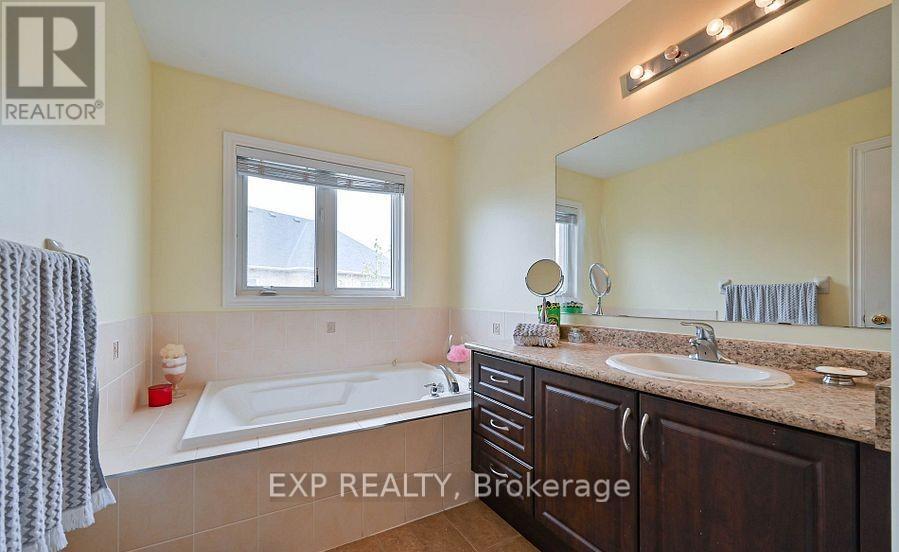 20 Wynview Street, Brampton, Ontario  L6P 3N3 - Photo 14 - W12561054