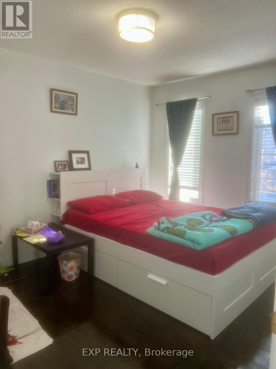 20 Wynview Street, Brampton, Ontario  L6P 3N3 - Photo 17 - W12561054