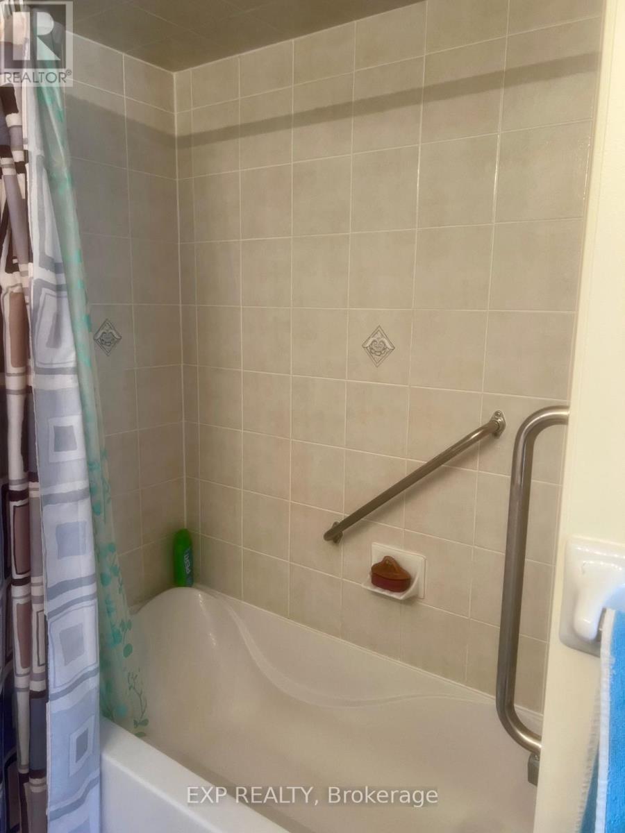 20 Wynview Street, Brampton, Ontario  L6P 3N3 - Photo 18 - W12561054