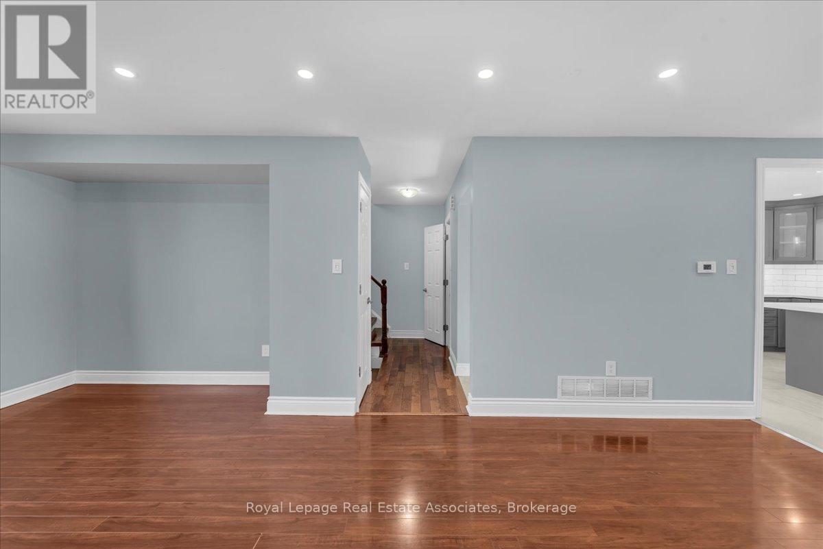 91 Bruce Beer Drive, Brampton, Ontario  L6V 2Z7 - Photo 11 - W12561062