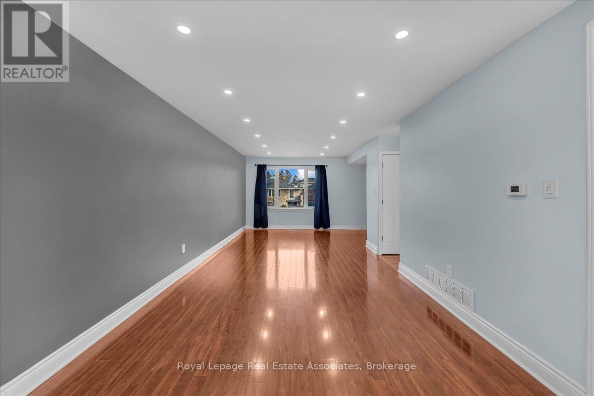 91 Bruce Beer Drive, Brampton, Ontario  L6V 2Z7 - Photo 12 - W12561062