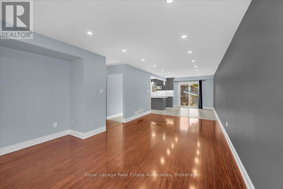 91 Bruce Beer Drive, Brampton, Ontario  L6V 2Z7 - Photo 13 - W12561062