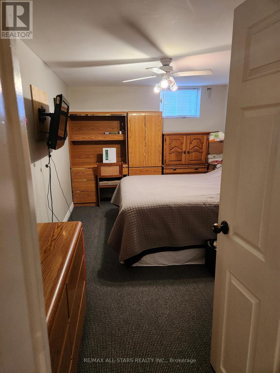 Lower - 232 Angeline Street N, Kawartha Lakes, Ontario  K9V 5E9 - Photo 11 - X12439304