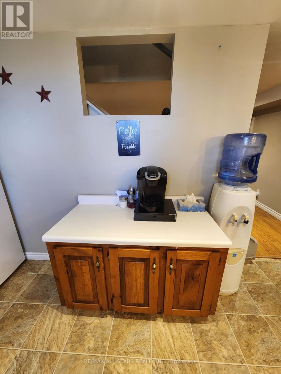 Lower - 232 Angeline Street N, Kawartha Lakes, Ontario  K9V 5E9 - Photo 27 - X12439304