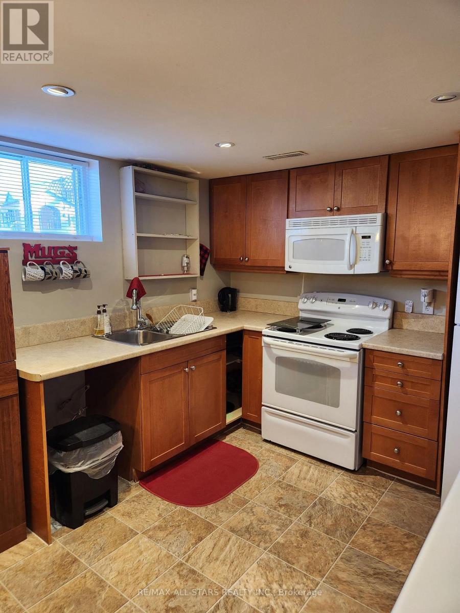 Lower - 232 Angeline Street N, Kawartha Lakes, Ontario  K9V 5E9 - Photo 18 - X12439304