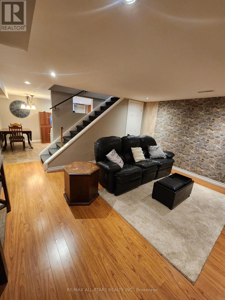 Lower - 232 Angeline Street N, Kawartha Lakes, Ontario  K9V 5E9 - Photo 22 - X12439304