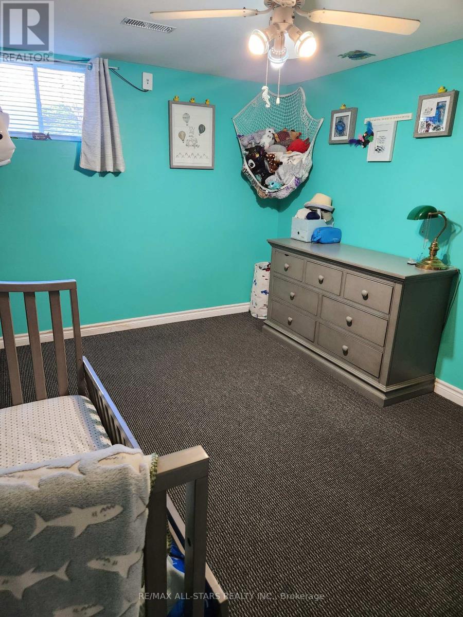 Lower - 232 Angeline Street N, Kawartha Lakes, Ontario  K9V 5E9 - Photo 9 - X12439304