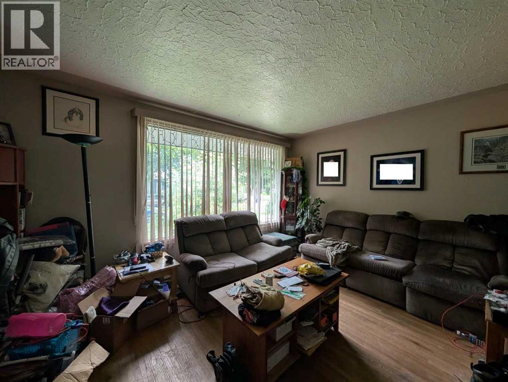 35 4 Avenue Se, High River, Alberta  T1V 1G3 - Photo 3 - A2238867