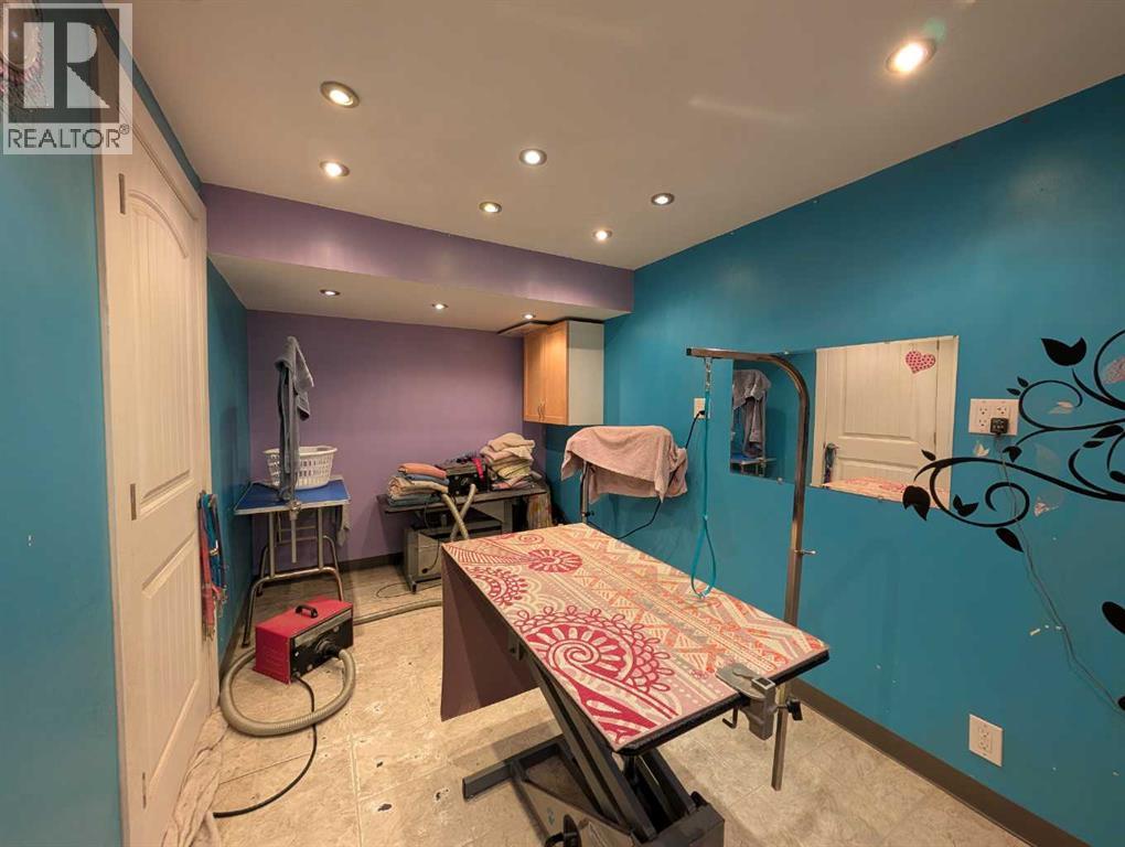 35 4 Avenue Se, High River, Alberta  T1V 1G3 - Photo 13 - A2238867