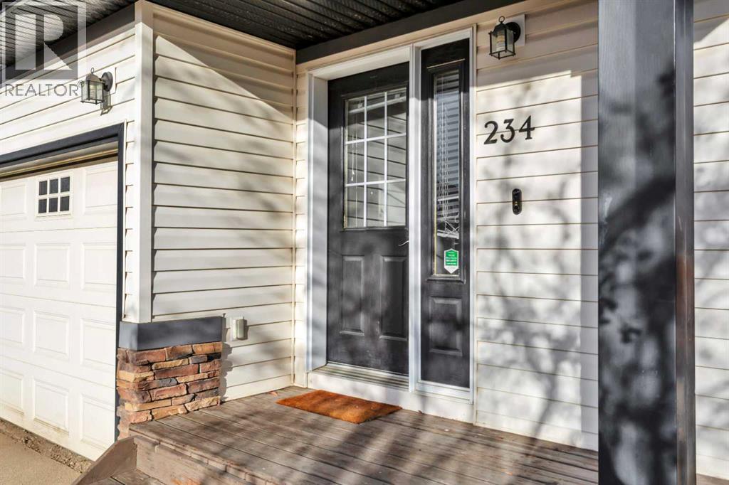 234 Ibbotson Close, Red Deer, Alberta  T4R 0C7 - Photo 4 - A2270893