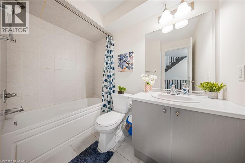 18 Talence Drive, Hamilton, Ontario  L8J 0L2 - Photo 39 - 40789472