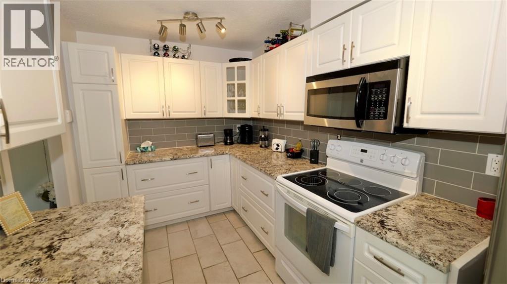 225 Harvard Place Unit# 603, Waterloo, Ontario  N2J 4H4 - Photo 6 - 40788063