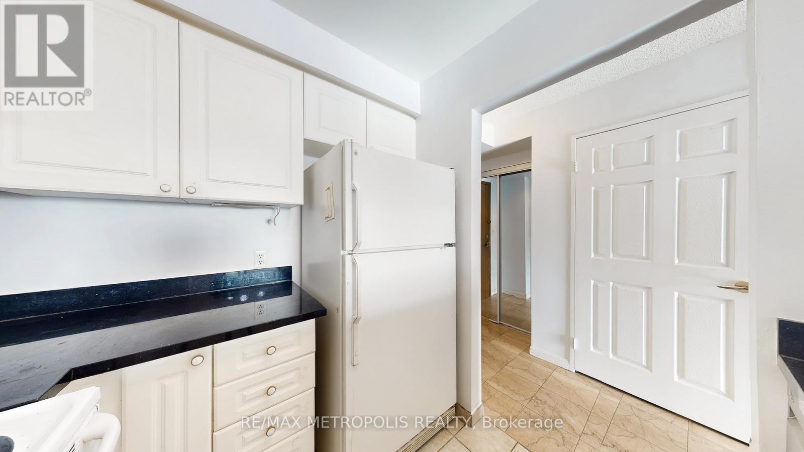 2210 - 1 Lee Centre Drive, Toronto, Ontario  M1H 3J2 - Photo 19 - E12561090