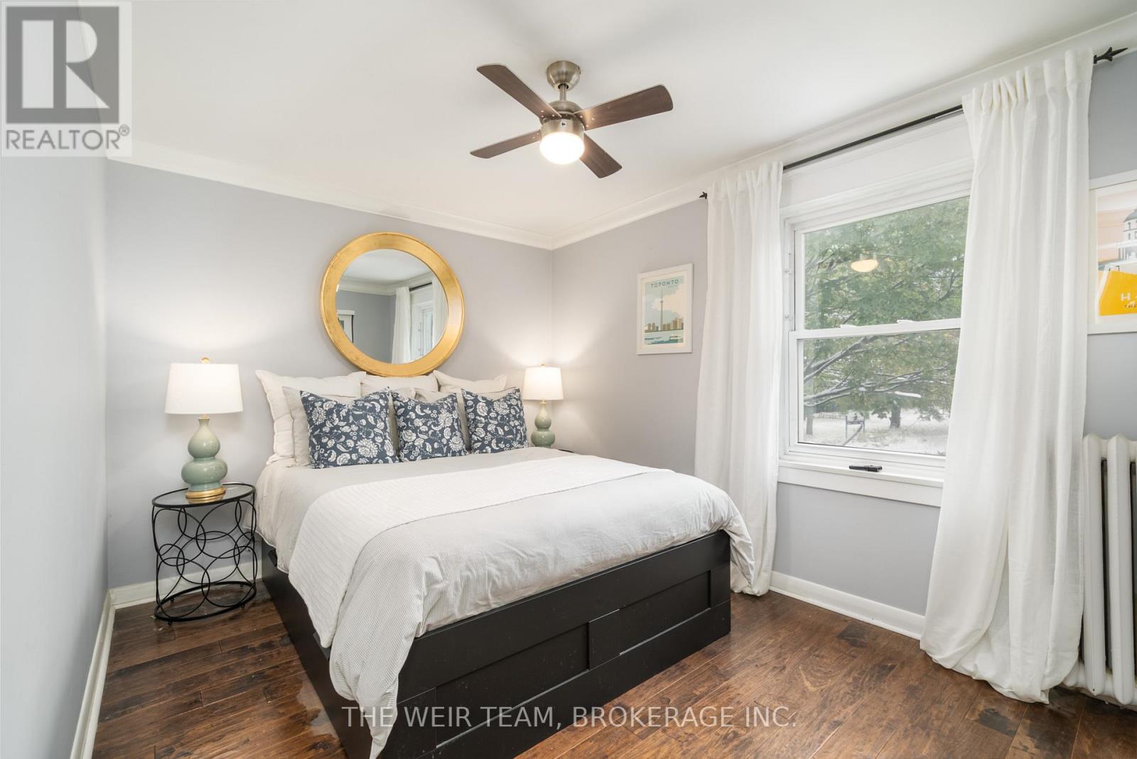 31 Glenmount Park Road, Toronto, Ontario  M4E 2M8 - Photo 17 - E12561094