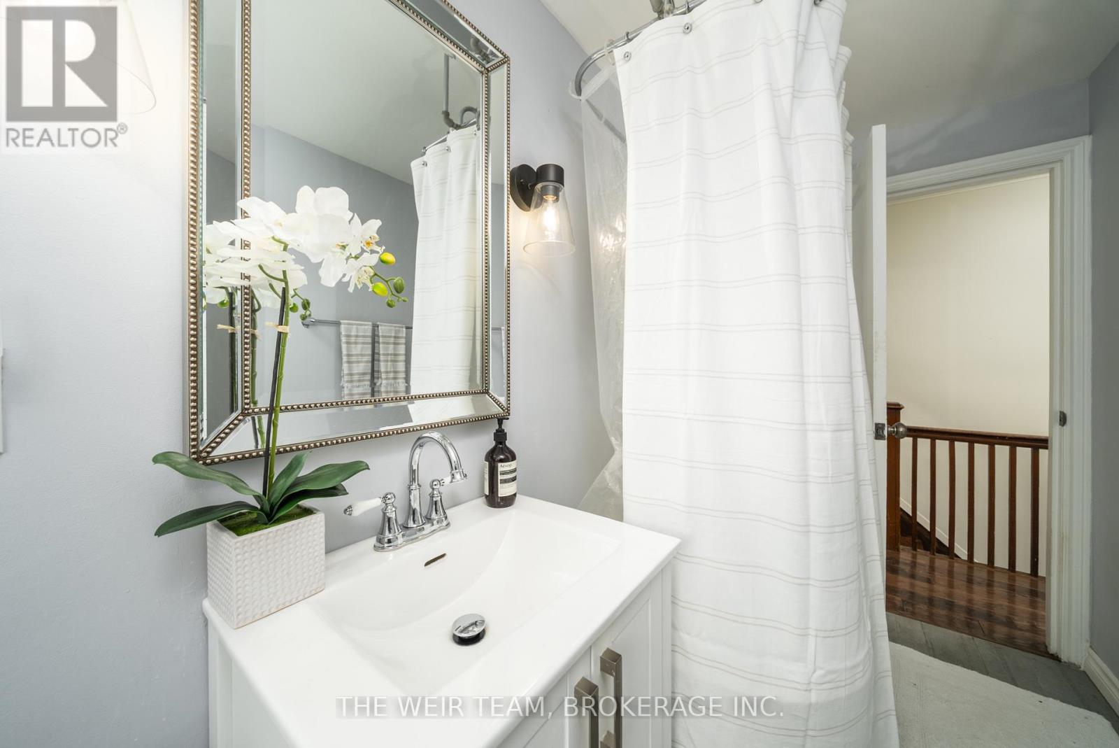 31 Glenmount Park Road, Toronto, Ontario  M4E 2M8 - Photo 21 - E12561094