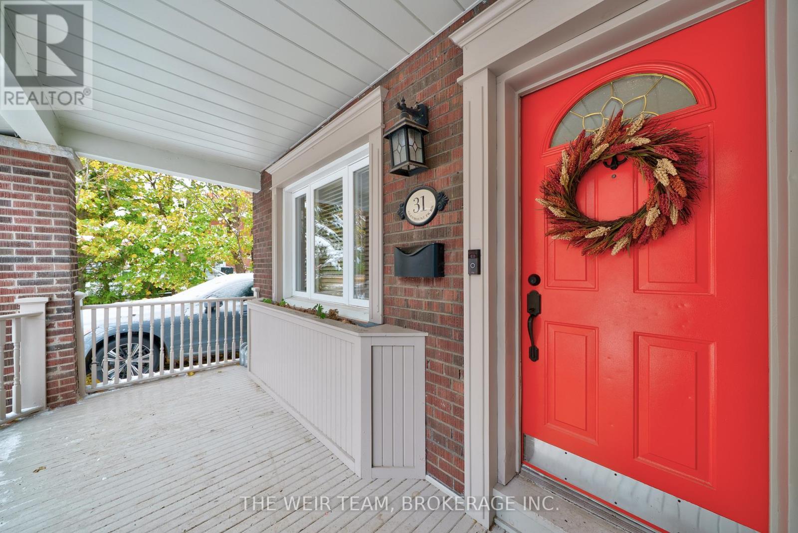 31 Glenmount Park Road, Toronto, Ontario  M4E 2M8 - Photo 3 - E12561094