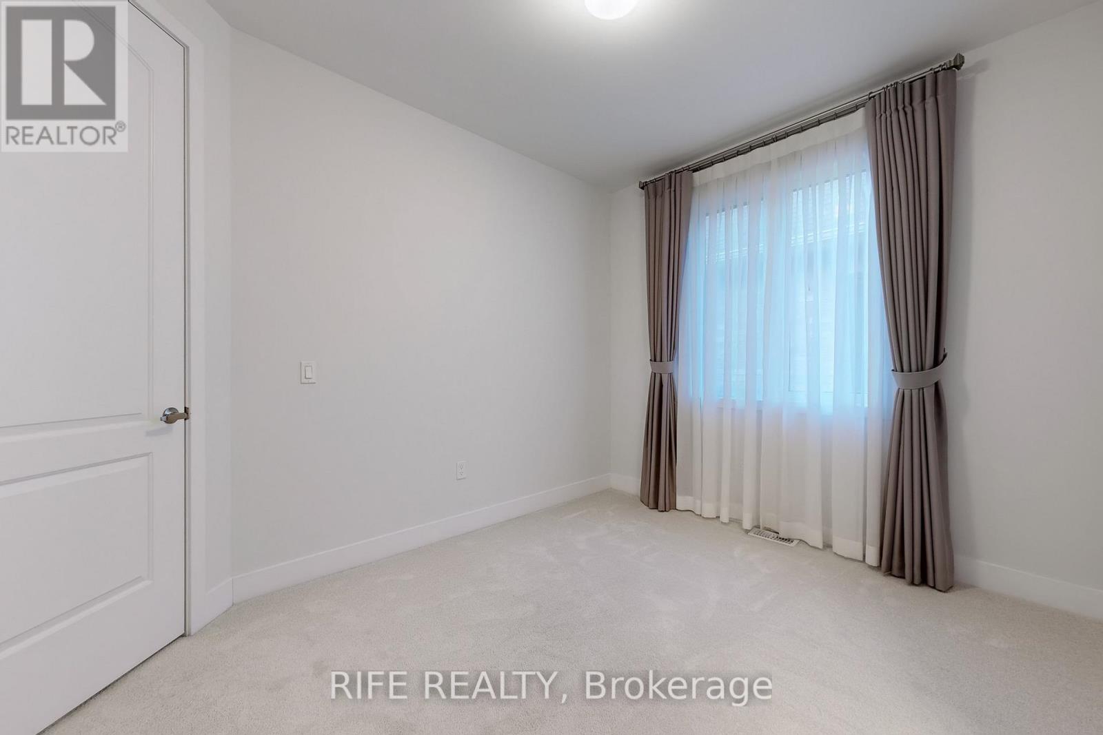 234 Sikura Circle, Aurora, Ontario  L4G 3Y8 - Photo 35 - N12561080