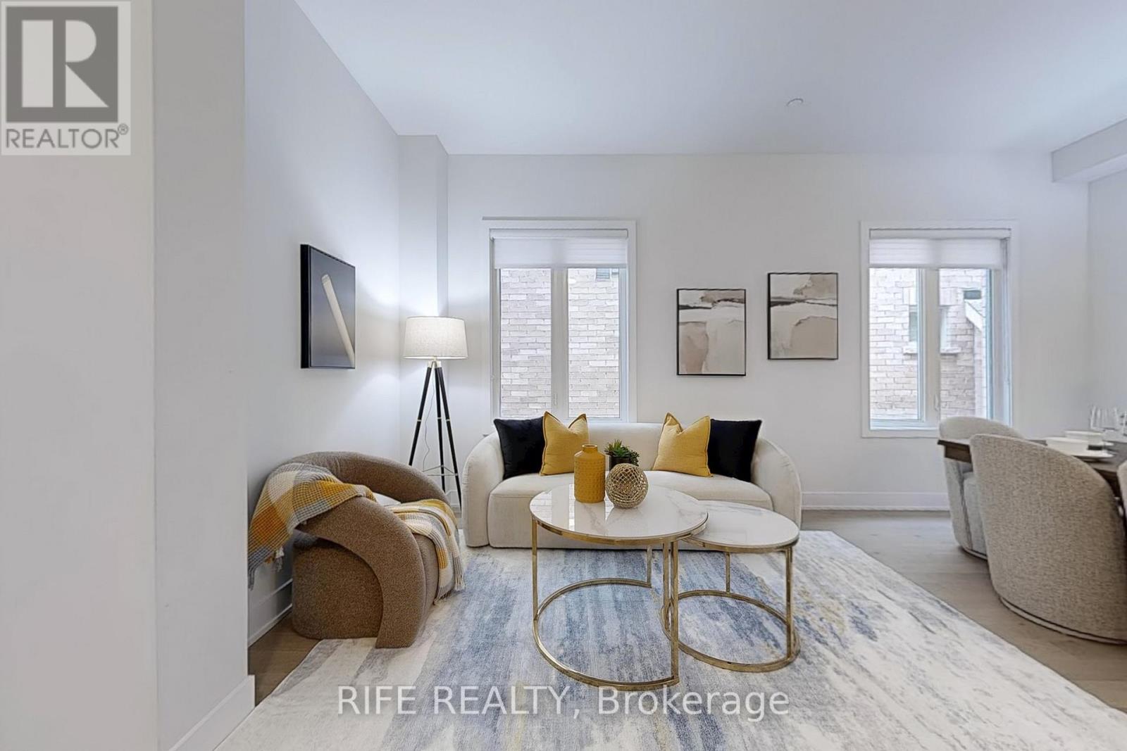 234 Sikura Circle, Aurora, Ontario  L4G 3Y8 - Photo 7 - N12561080