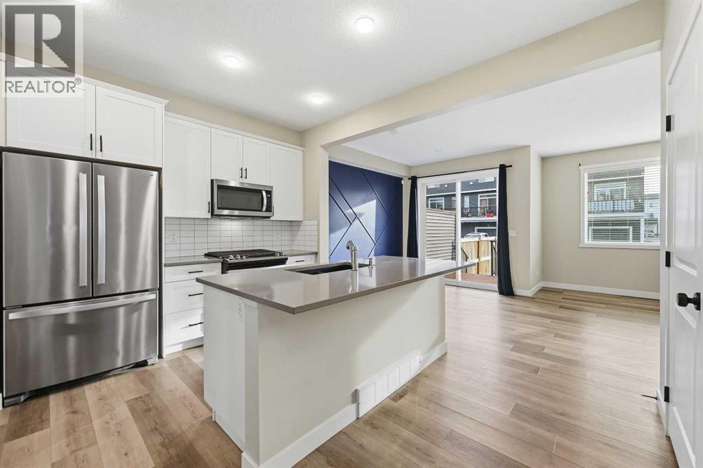 135 Walcrest Way Se, Calgary, Alberta  T2X 4G2 - Photo 4 - A2271335