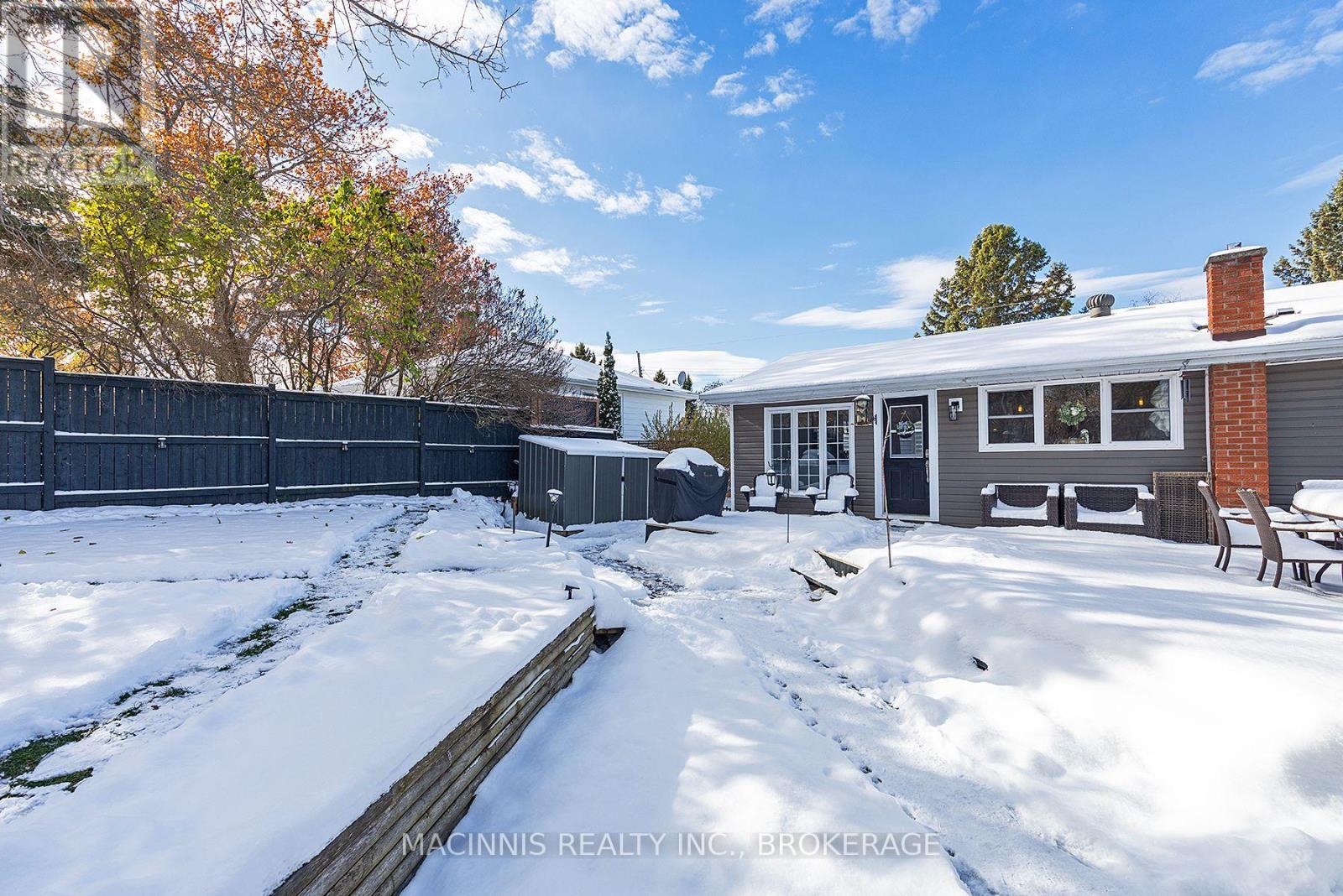 6196 Lakeview Drive, Frontenac, Ontario  K0H 2W0 - Photo 38 - X12561122