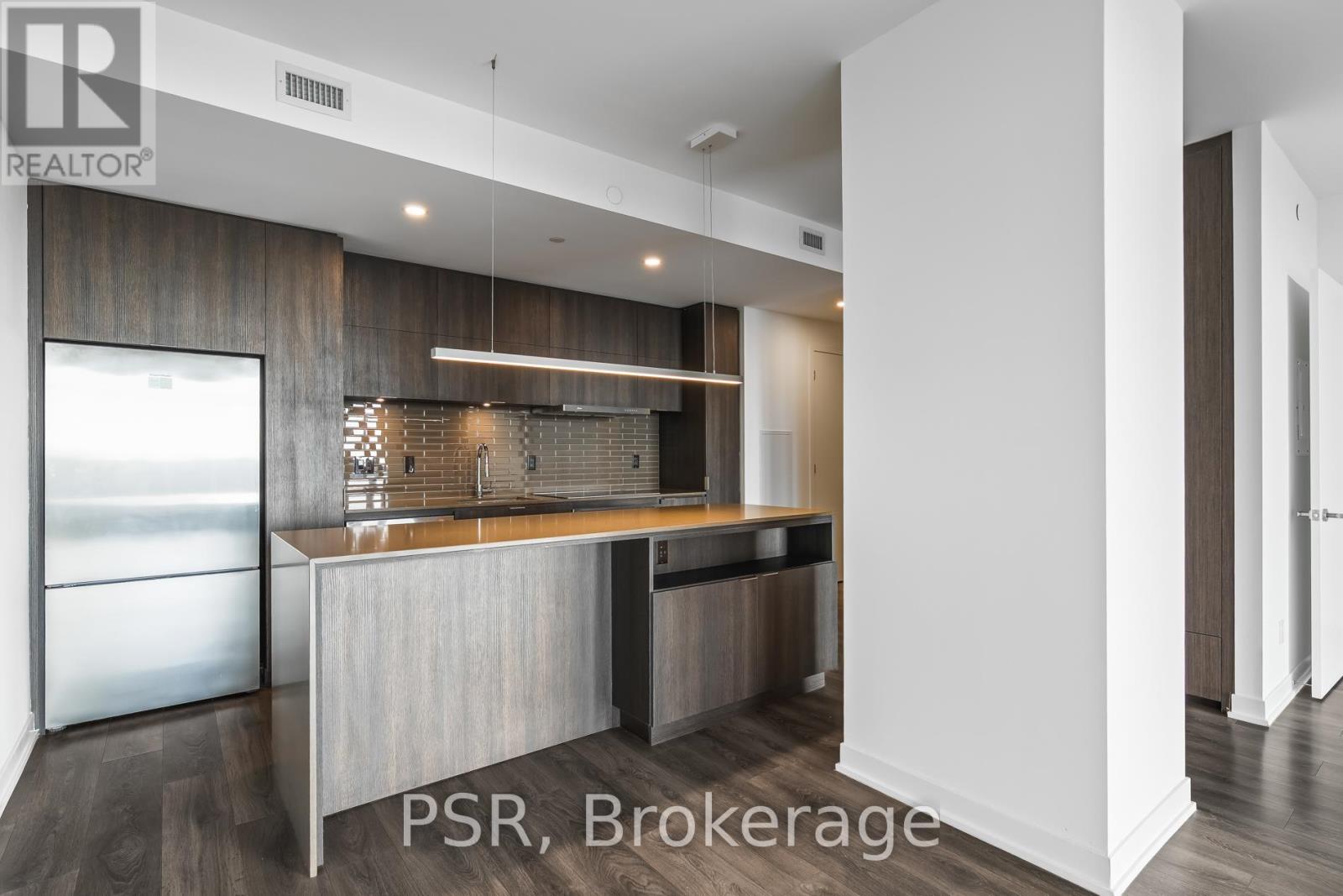 2207 - 2 St Thomas Street, Toronto, Ontario  M5S 2Z1 - Photo 5 - C12514916