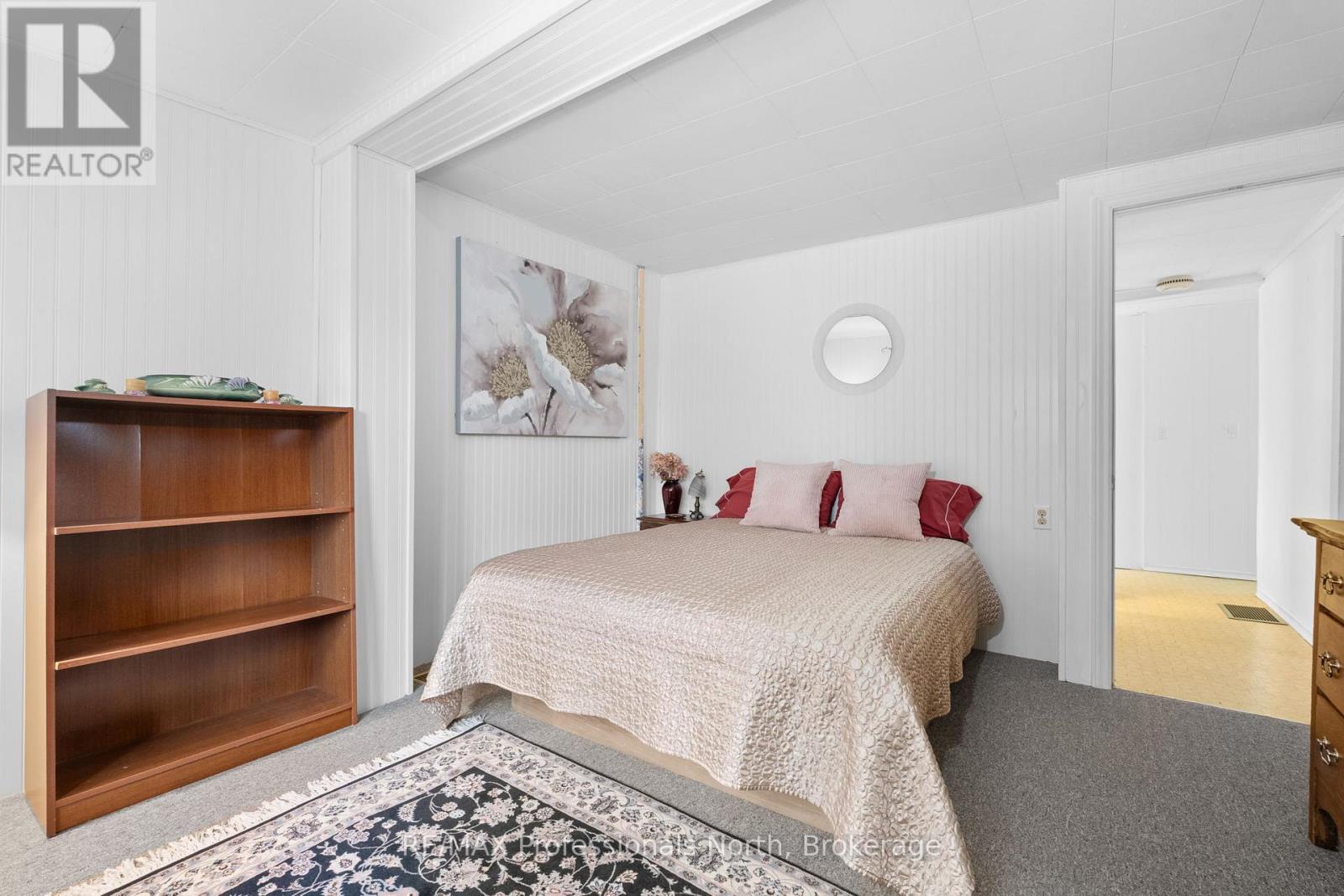 18 George Street, Huntsville, Ontario P1H 1T9 - Photo 17 - X12561118