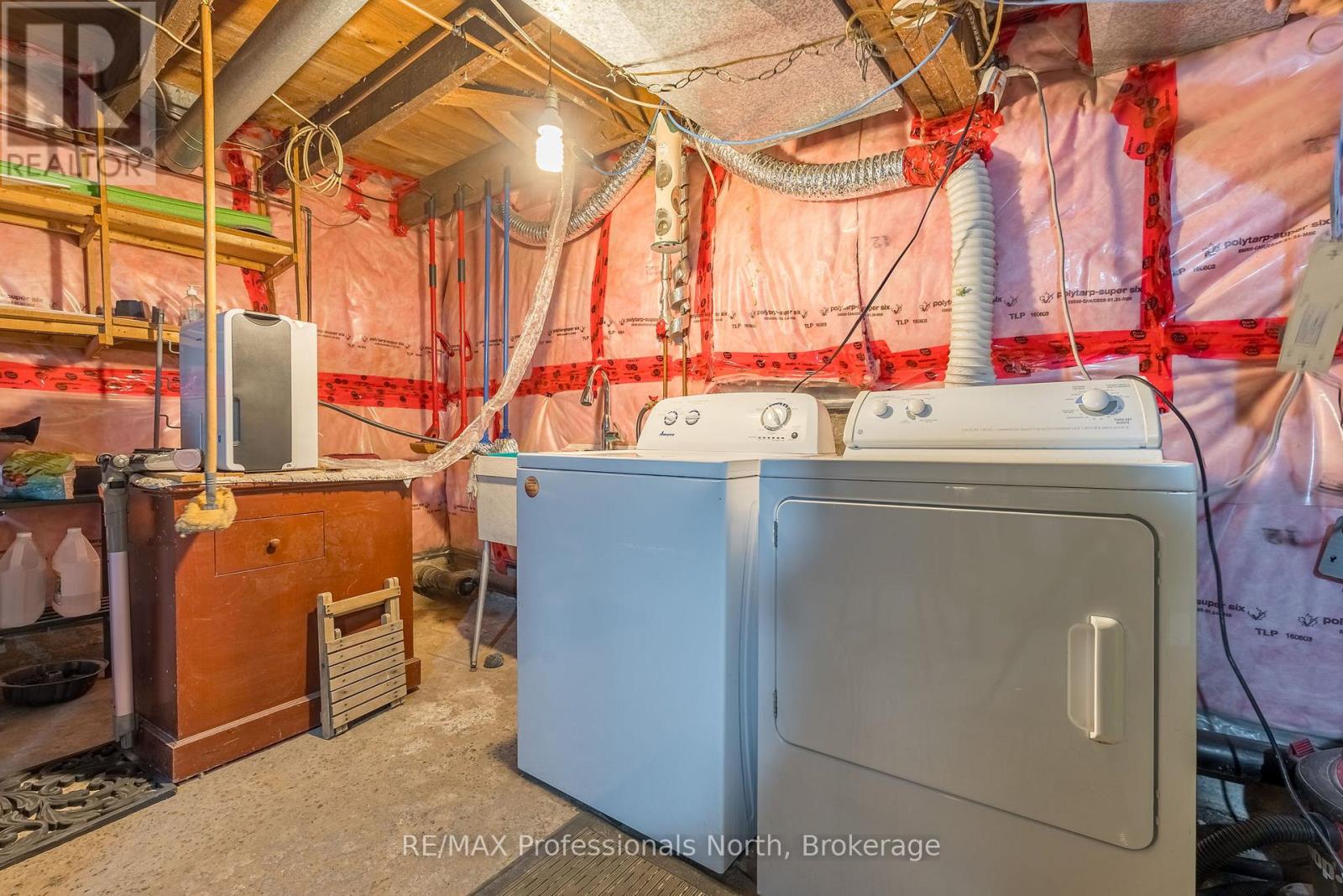 18 George Street, Huntsville, Ontario P1H 1T9 - Photo 46 - X12561118