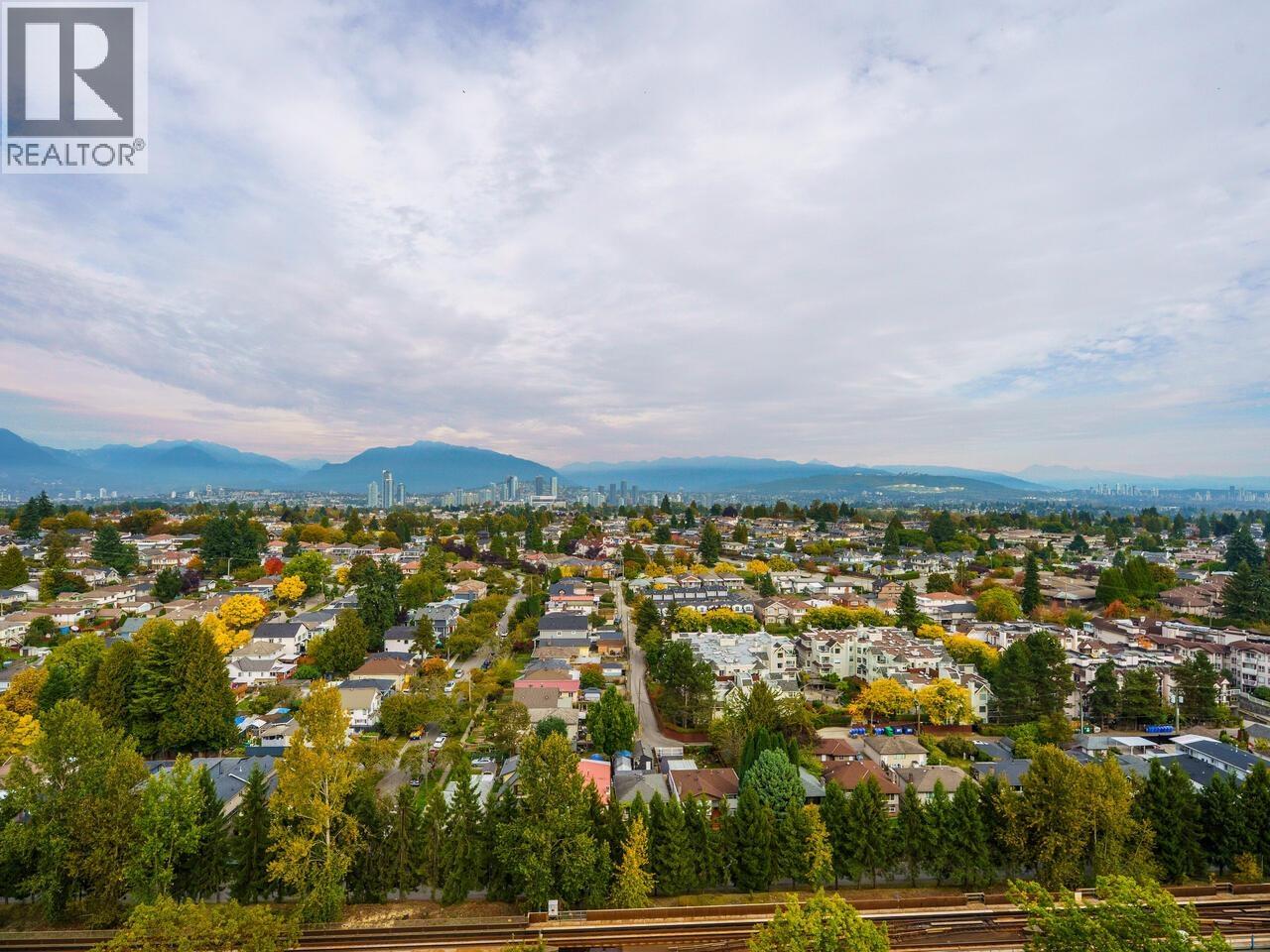 2409 3663 CROWLEY DRIVE, Vancouver, British Columbia