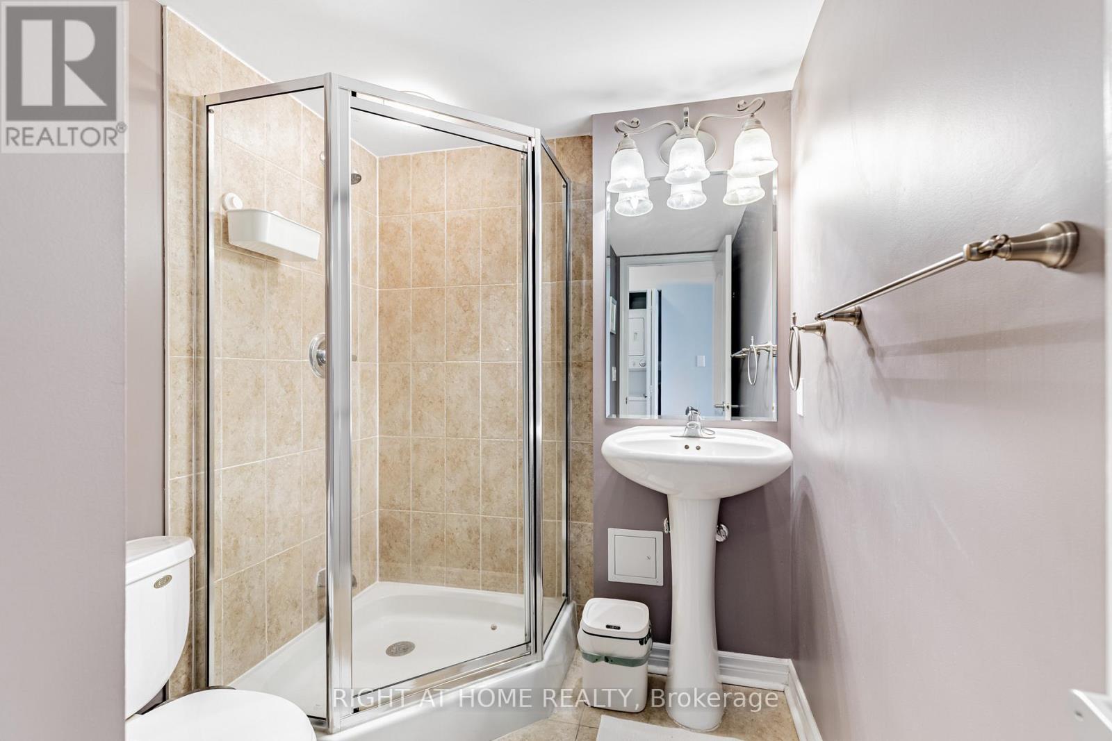 1805 - 17 Barberry Place, Toronto, Ontario M2K 3E2 - Photo 5 - C12561116