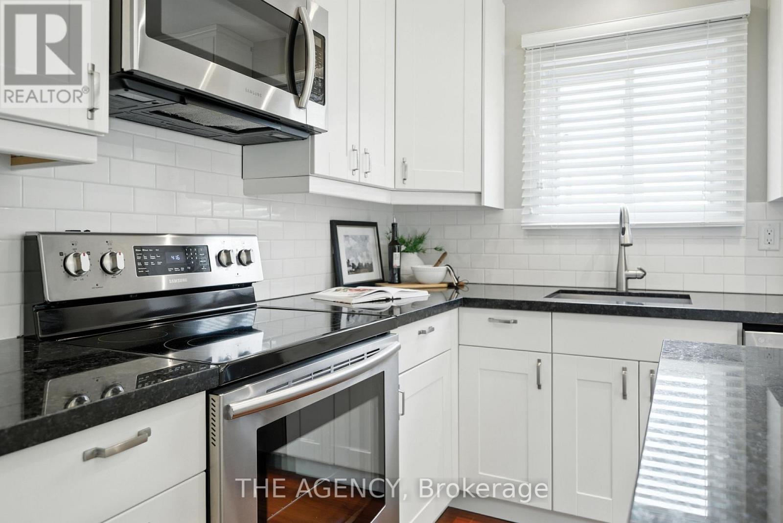 1541 Bentley Lane, Pickering, Ontario  L1X 2M6 - Photo 12 - E12397917