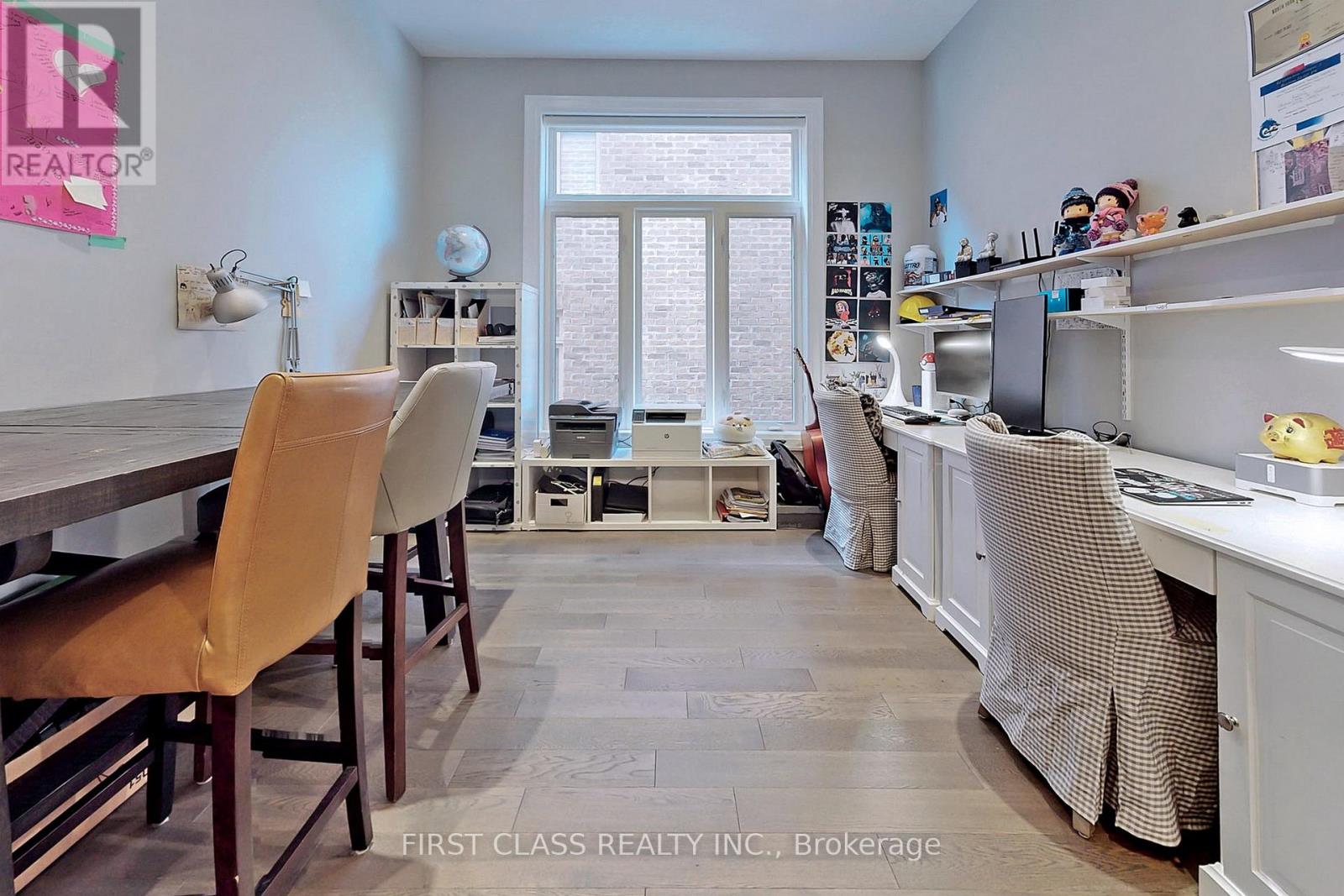 8 Heathmont Court, Richmond Hill, Ontario L4E 1C2 - Photo 16 - N12561108