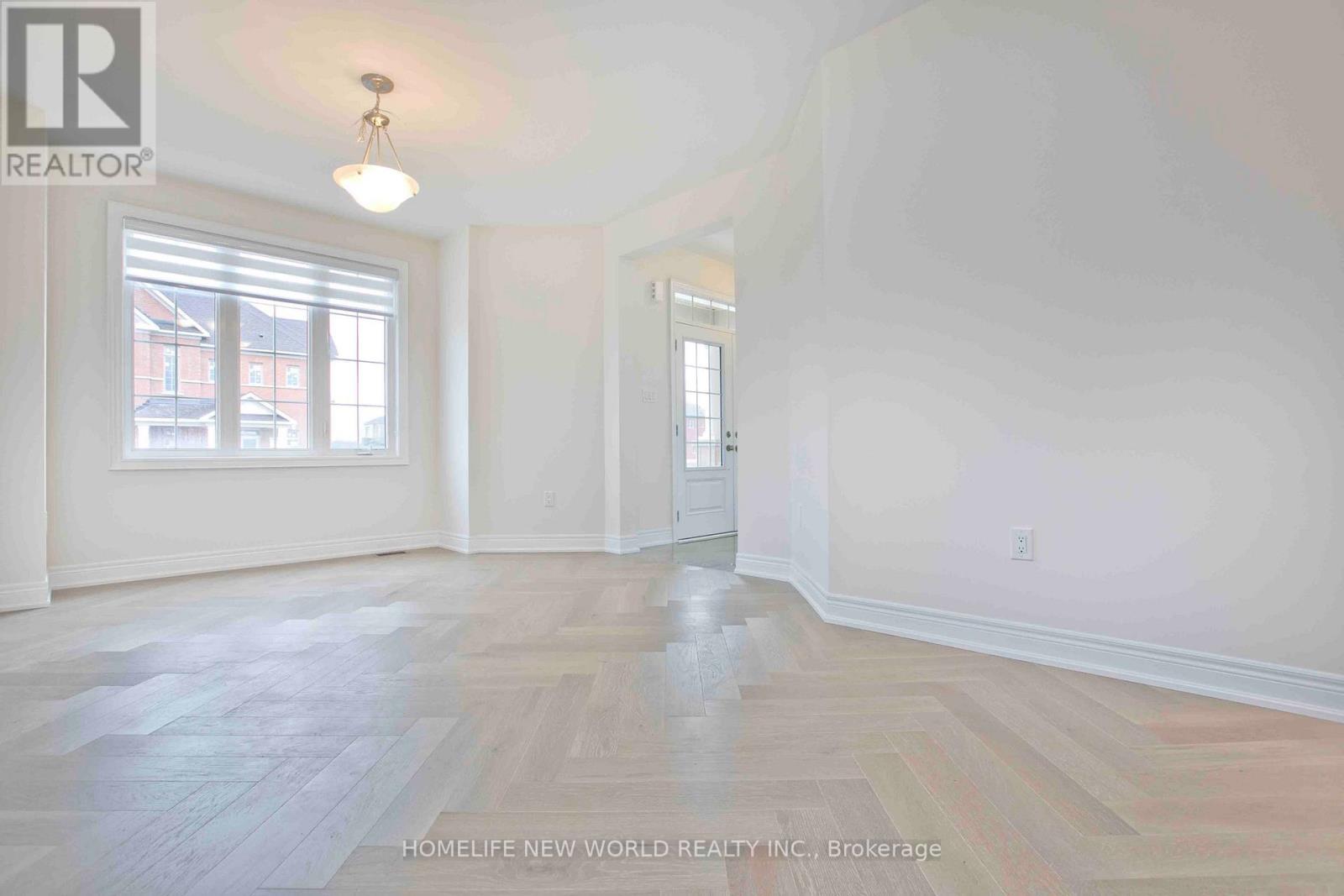 Unknown Address, ,     - Photo 11 - N12561114