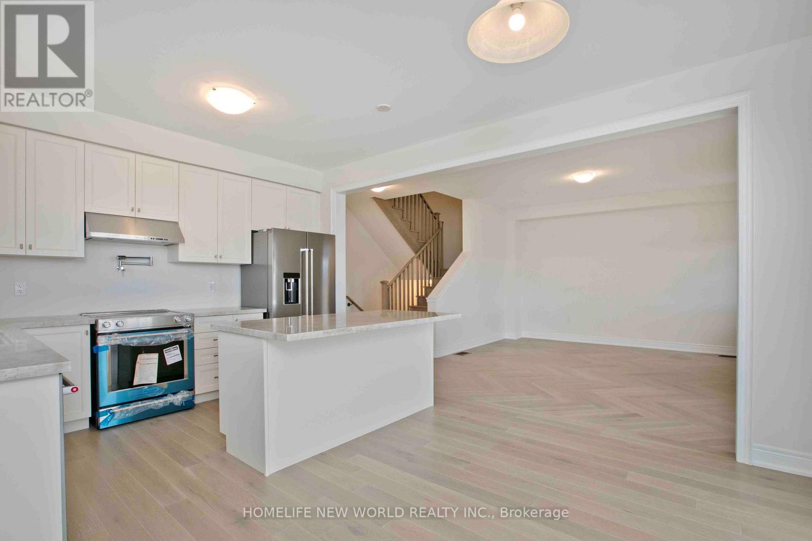 Unknown Address, ,     - Photo 16 - N12561114