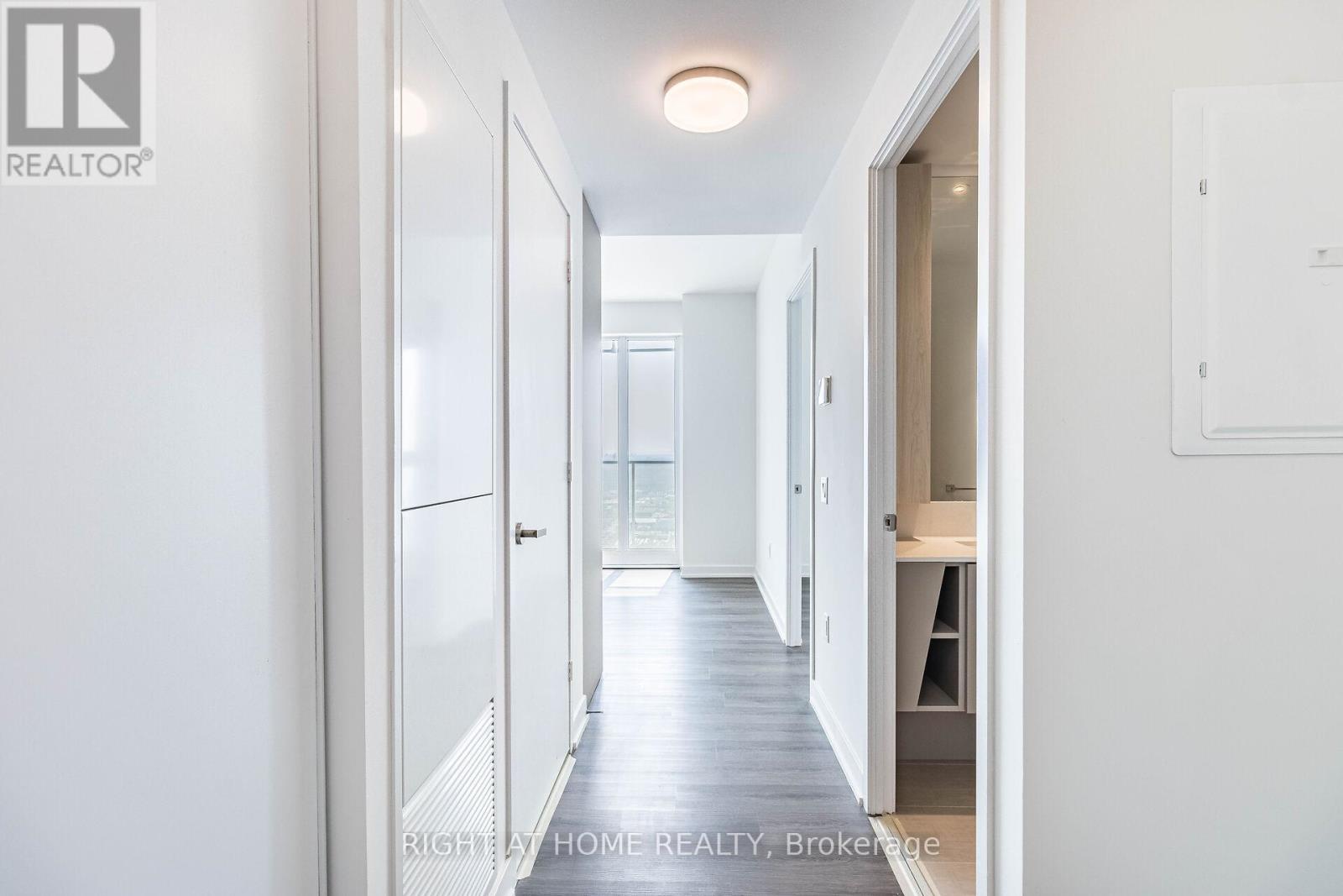 #5109 - 3883 Quartz Road, Mississauga, Ontario  L5B 0M4 - Photo 10 - W12561098