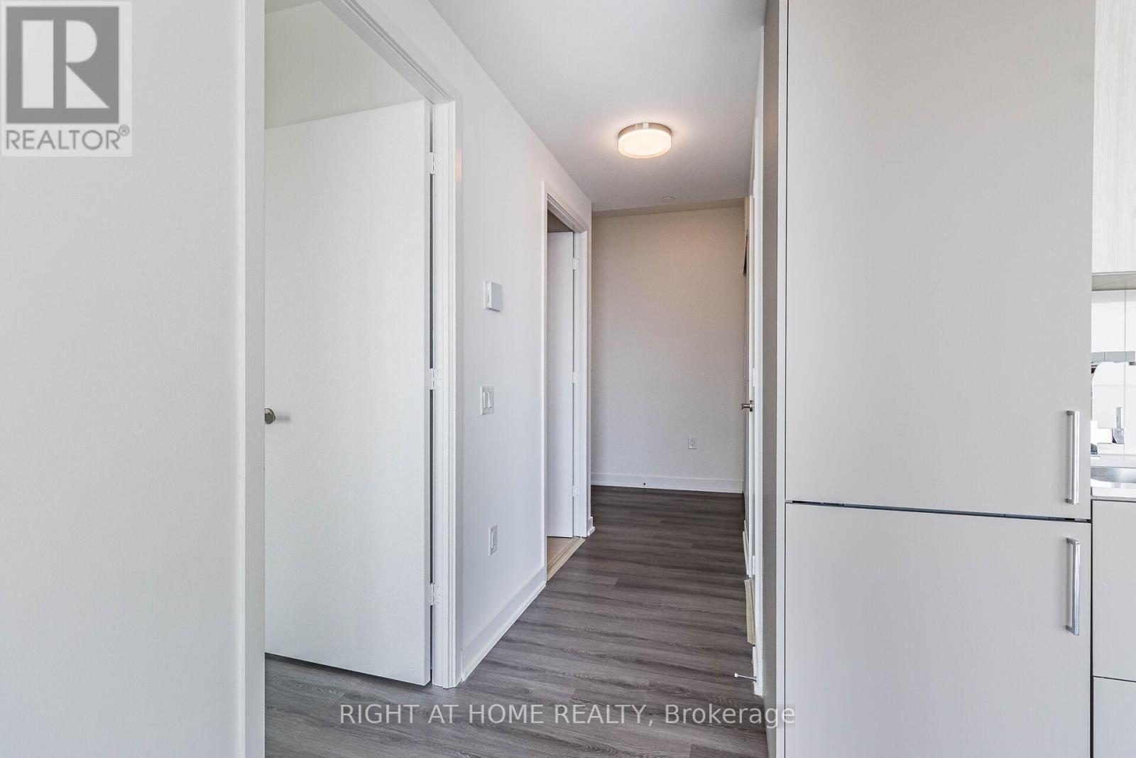 #5109 - 3883 Quartz Road, Mississauga, Ontario  L5B 0M4 - Photo 17 - W12561098