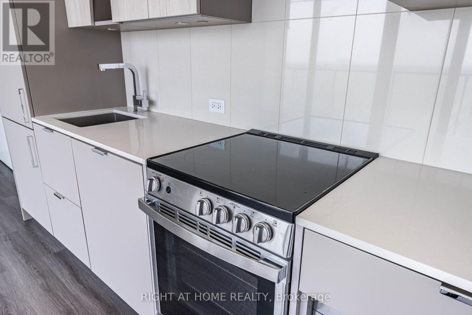 #5109 - 3883 Quartz Road, Mississauga, Ontario  L5B 0M4 - Photo 29 - W12561098