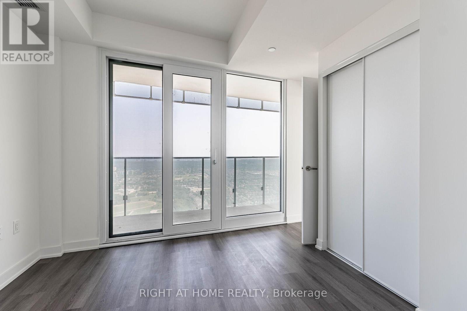 #5109 - 3883 Quartz Road, Mississauga, Ontario  L5B 0M4 - Photo 34 - W12561098