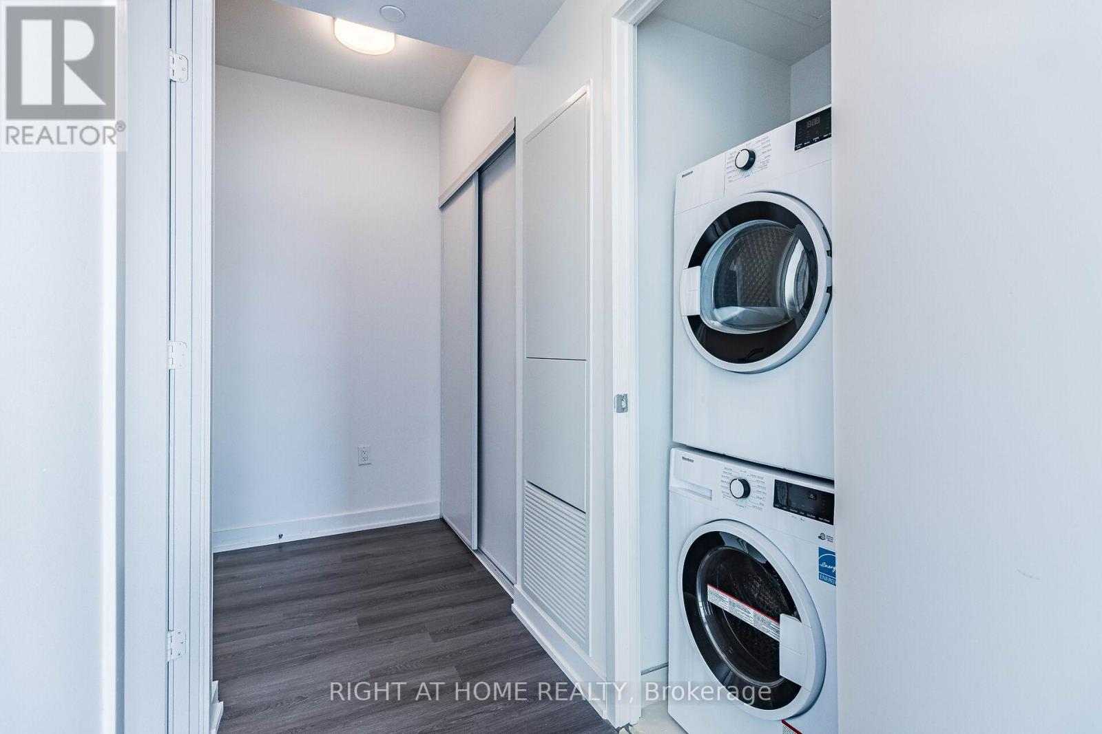 #5109 - 3883 Quartz Road, Mississauga, Ontario  L5B 0M4 - Photo 9 - W12561098