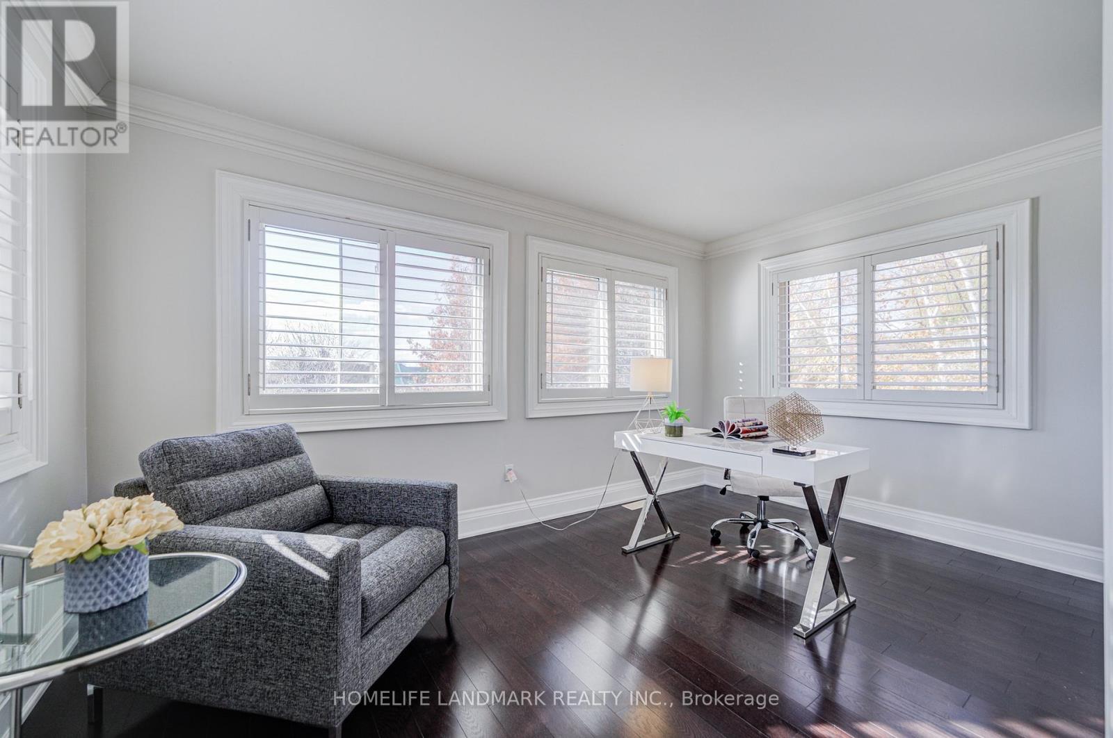 1124 Creekside Drive, Oakville, Ontario  L6H 4Z5 - Photo 27 - W12561100