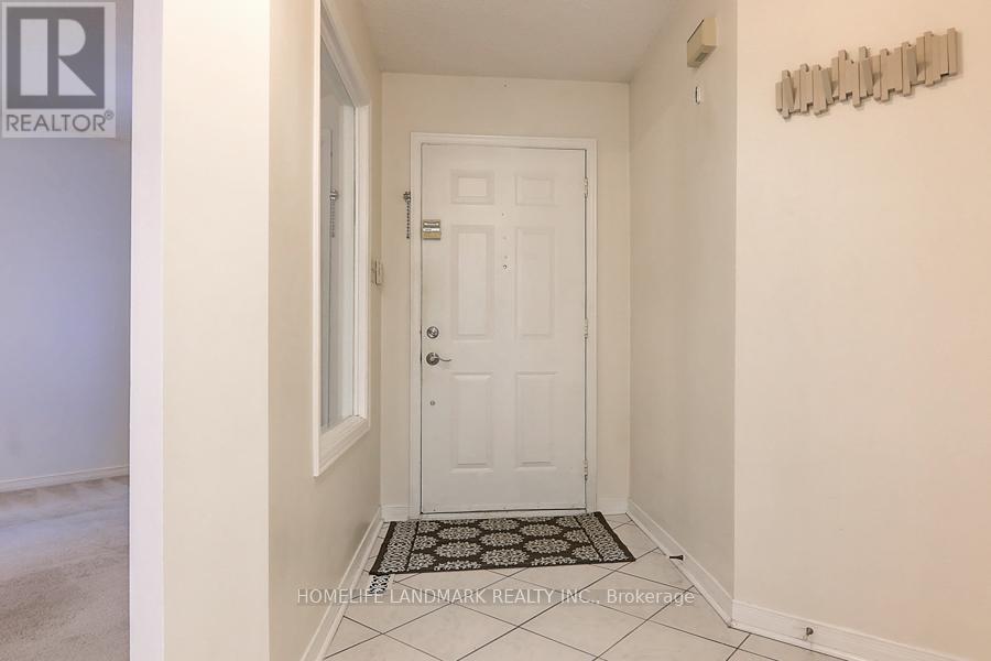3586 Italia Crescent, Mississauga, Ontario L5B 3T5 - Photo 4 - W12561110