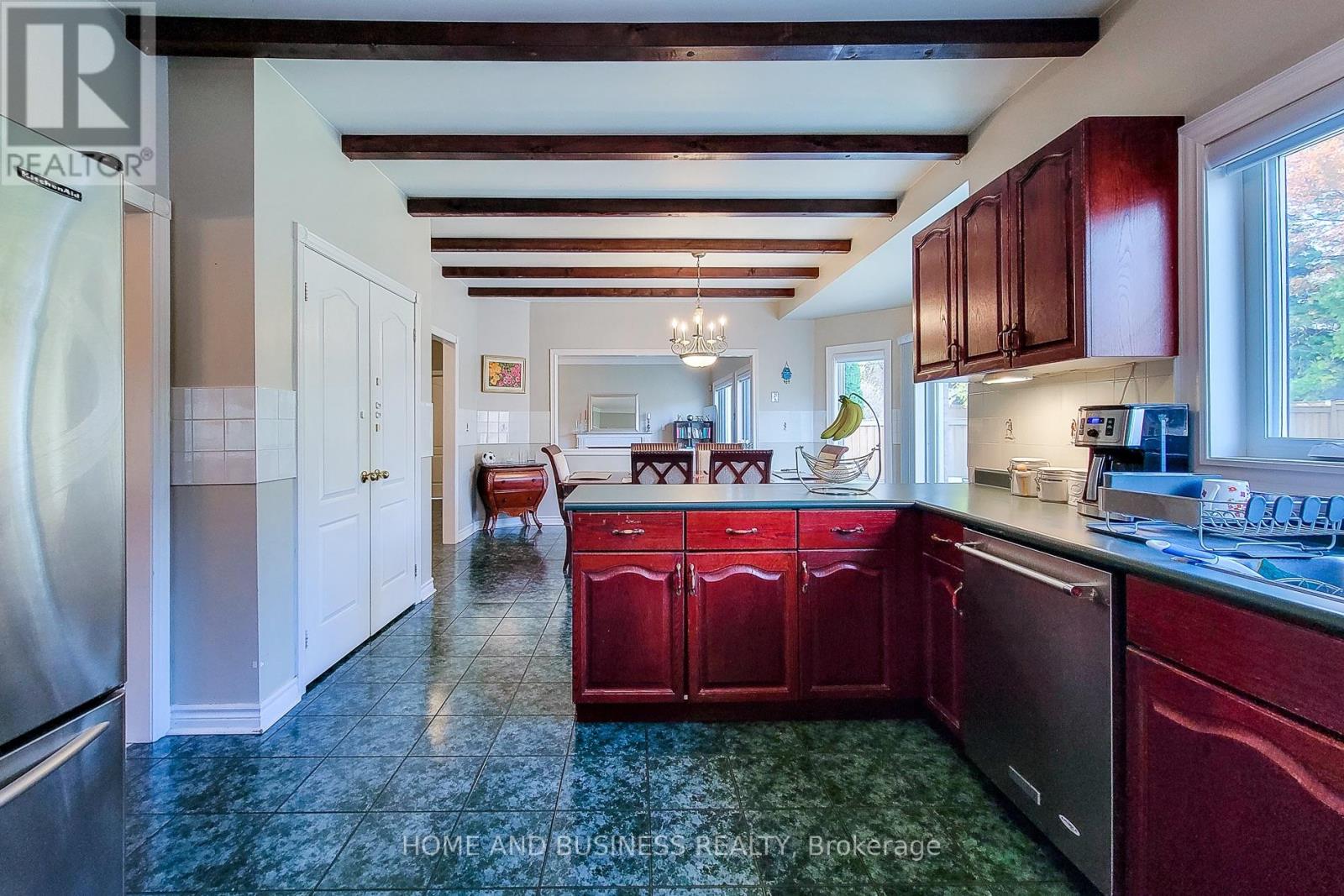 2427 Erin Centre Boulevard, Mississauga, Ontario  L5M 5B3 - Photo 14 - W12561128