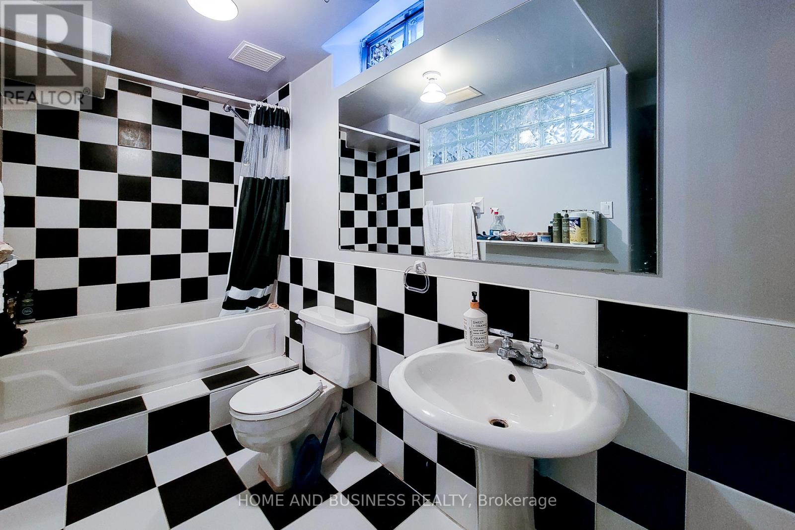 2427 Erin Centre Boulevard, Mississauga, Ontario  L5M 5B3 - Photo 23 - W12561128