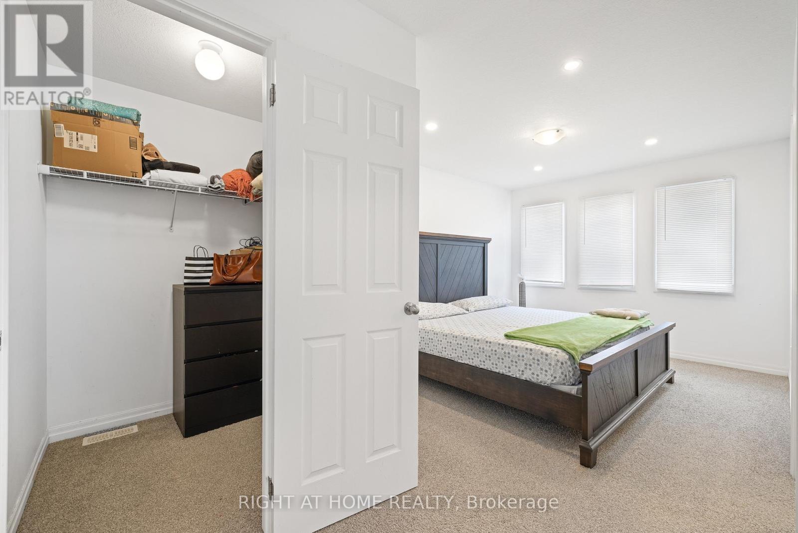 139 Freure Drive, Cambridge, Ontario N1S 0A2 - Photo 19 - X12561130