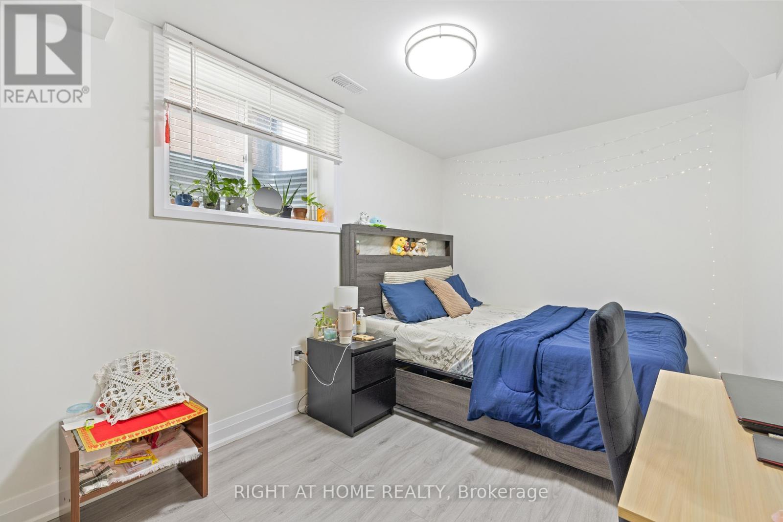 139 Freure Drive, Cambridge, Ontario N1S 0A2 - Photo 31 - X12561130