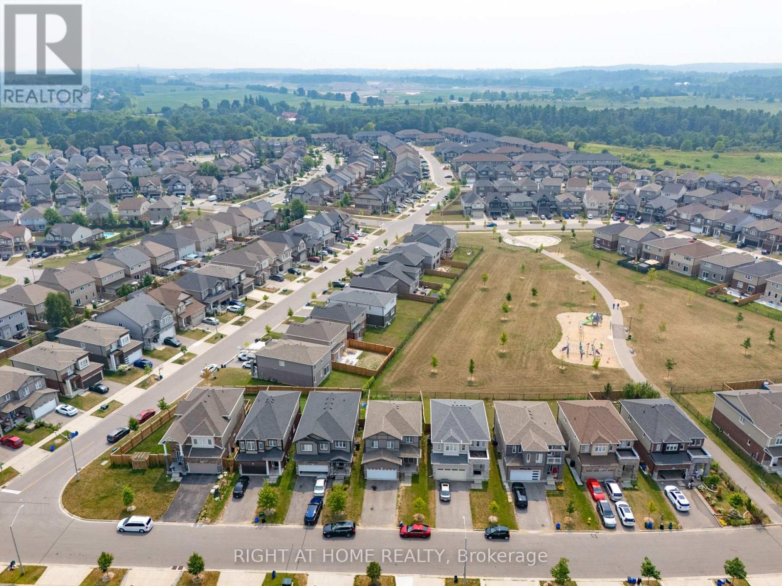 139 Freure Drive, Cambridge, Ontario N1S 0A2 - Photo 40 - X12561130