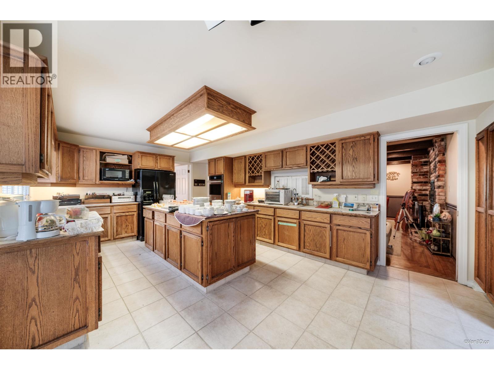 1226 Seymour Boulevard, North Vancouver, British Columbia  V7J 2J8 - Photo 8 - R3068728