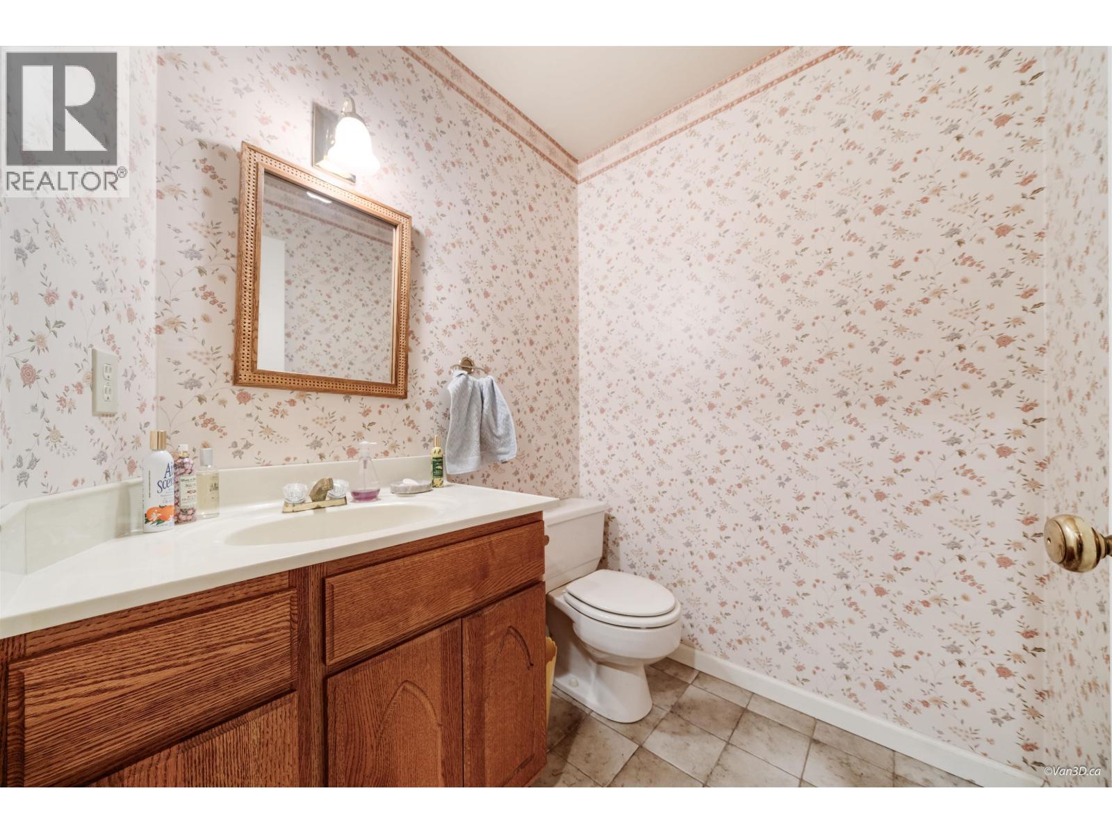 1226 Seymour Boulevard, North Vancouver, British Columbia  V7J 2J8 - Photo 18 - R3068728