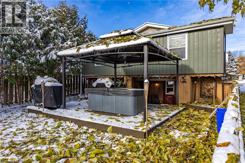 220 King Hiram Street, Ingersoll, Ontario  N5C 1L8 - Photo 3 - 40788949