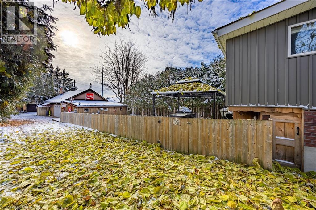 220 King Hiram Street, Ingersoll, Ontario  N5C 1L8 - Photo 5 - 40788949